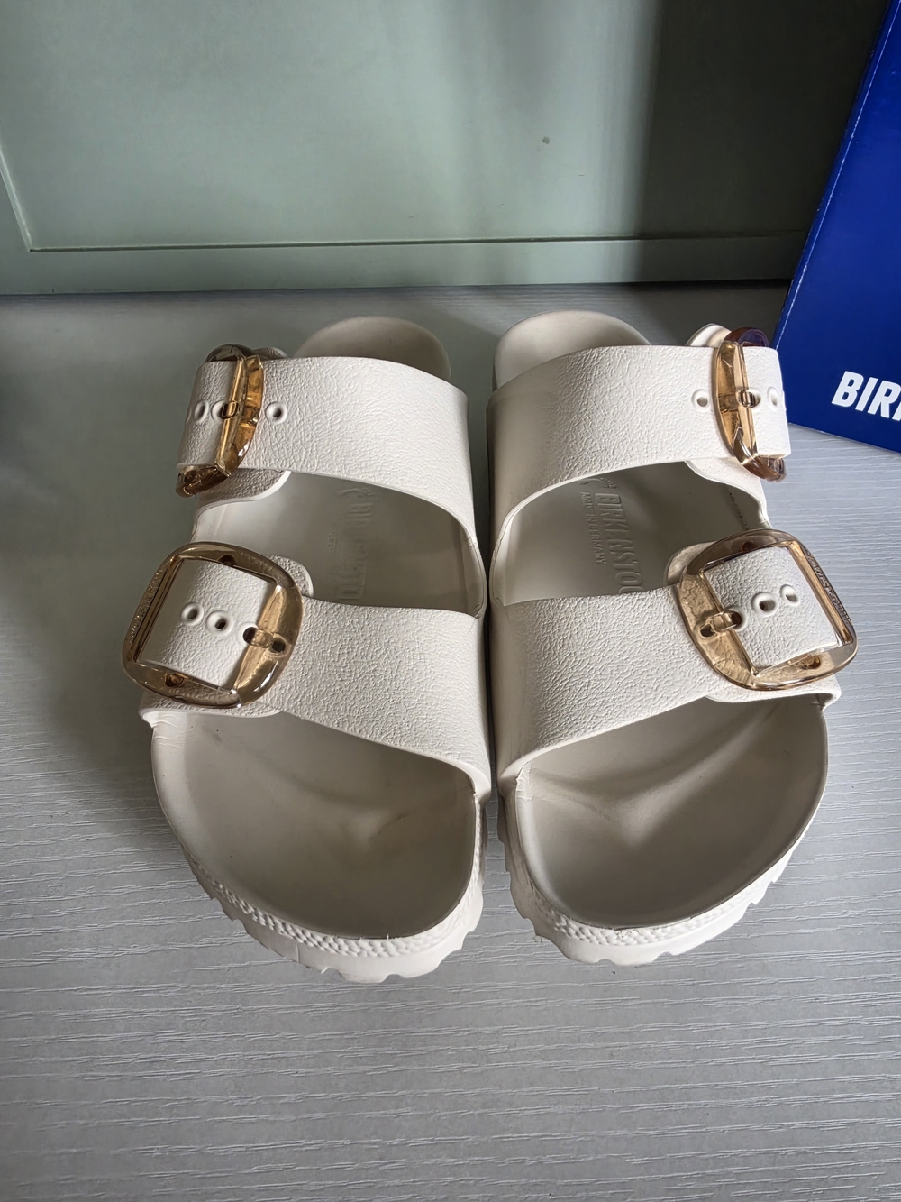Birkenstock Unisex Arizona EVA Sandals - White with Buckles - Picture 3 of 15